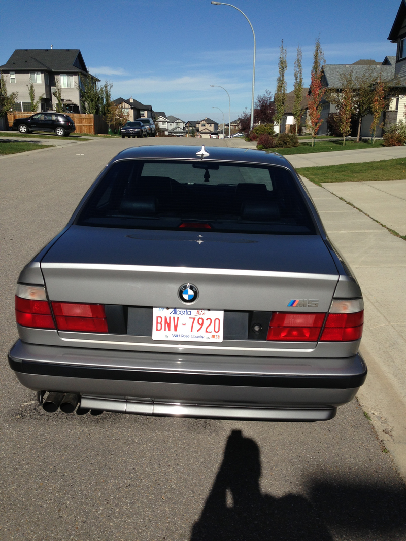 Illustration for article titled I'm now the proud owner of an E34 1990 BMW M5